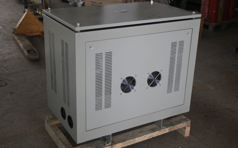 SG-100KVA三相隔離變壓器背面圖