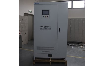 三相補償型柱式交流自動穩(wěn)壓器